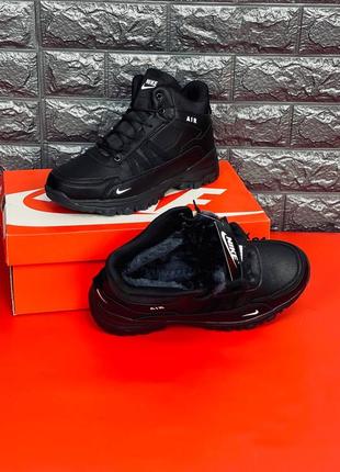 Nike ботинки подростковые черные с мехом внутри размеры 36-415 фото
