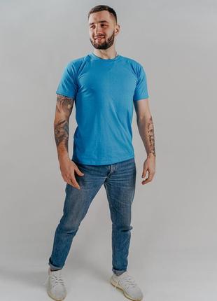 Мужская футболка однотонная хлопковая базовая небесная1 фото