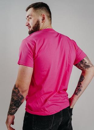 Чоловіча футболка однотонна бавовняна базова малинова4 фото