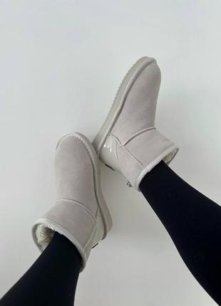 Уггі ugg mini milk lacquer5 фото