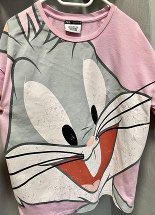 Футболка з кроликом із looney tunes від zara