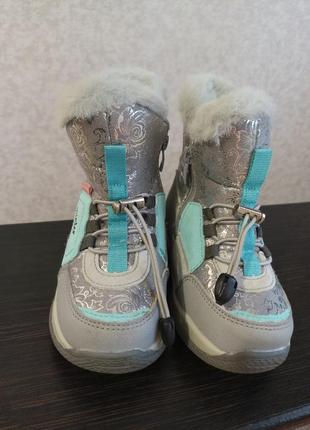 Зимние ботинки для девочки