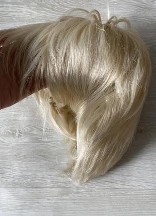 Светлый парик короткие волосы1 фото