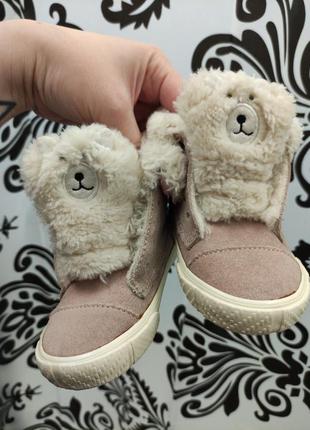 Пудрові зимові черевики, кеди з хутром zara baby