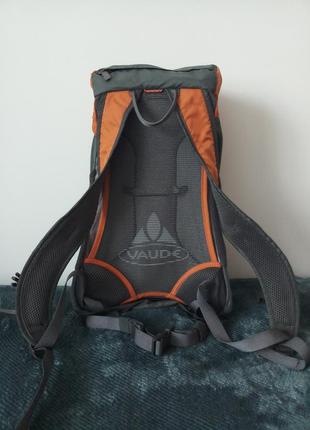 Ультра легкий рюкзак на каркасе vaude ultra hiker 154 фото