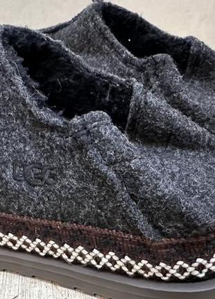 Ugg 2