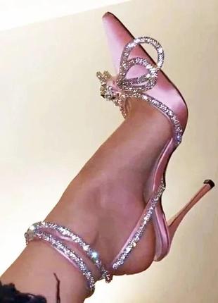 Роскошные блестящие туфли в стиле amina muaddi3 фото