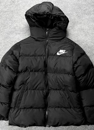Зимова куртка nike