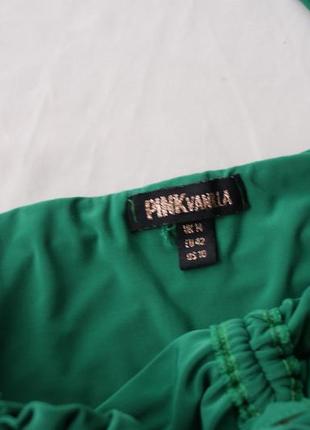 Брендовое коктельное зеленое платье со сборками от pink vanilla7 фото