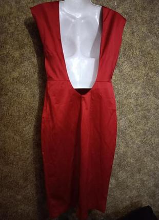 Довга вечірня сукня жіноча з відкритою спиною