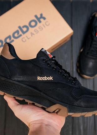 Осінні чоловічі шкіряні кросівки reebok (рібок) чорні зручні з натуральної шкіри *r-01 черн а*