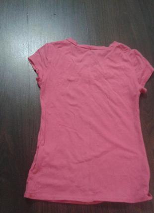 Рожевого кольору футболка3 фото