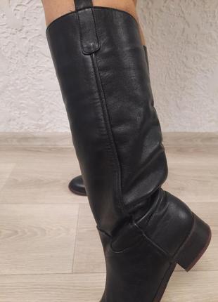 Кожаные сапоги трубы