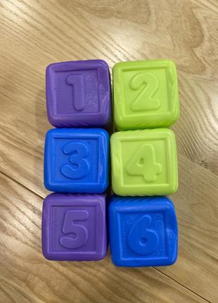 Кубики кубики пластиковые маленькие с цифрами