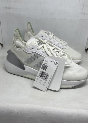 Кросівки жіночі ( оригінал) adidas avryn  if0227