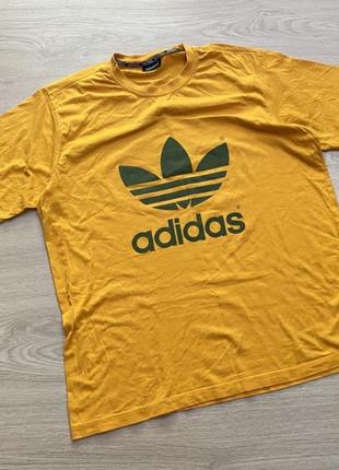 Футболка вінтаж adidas originals reebok asics