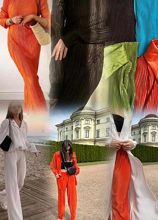 Распродажа!очень классные костюмы двойка, но не менее крутые кардиганы из одно материала и в разных цветах!