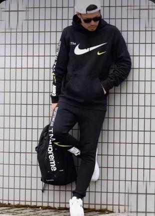 Спортивный костюм nike