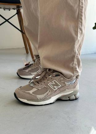 Кроссовки New Balance 992 Arrives in "Violet Purple" brown7 фото