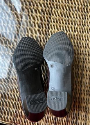 Зимние ботинки кожаные rieker оригинальные коричневые на каблуке7 фото