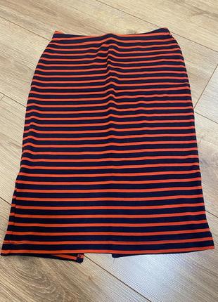 Жіноча спідничка за коліна розмір s-m