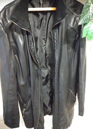 Женская куртка из кожзаменителя.1 фото