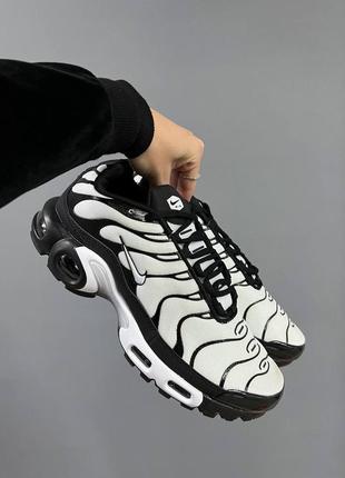 Nike air max plus oreo