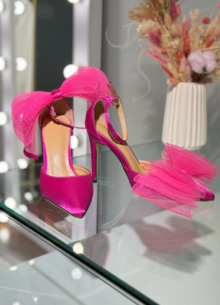 Вечірні рожеві туфлі з шифоновими бантами в стилі jimmy choo