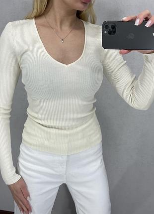 Молочная кофта в рубчик. amisu. размеры уточняйте.