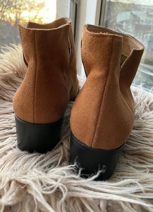 Козаки, черевики