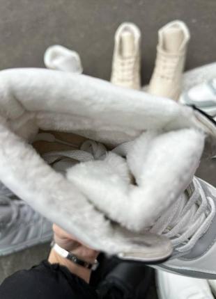 Кросівки жіночі зимові сірі білі чорні теплі високі на платформі на шнурках хутро шкіряні5 фото