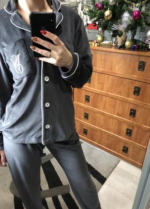 Велюрова піжама