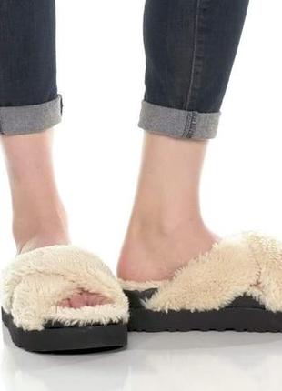 Женские шлепанцы на меху от ugg