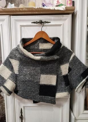 Накидка, горжетка з 70% вовни