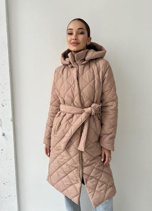 Пальто куртка женское теплое зимнее на зиму базовое с капюшоном утепленное черное бежевое коричневое пуховик батал длинное с поясом стеганое9 фото
