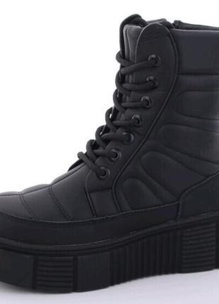 Зимові жіночі черевики, кросівки