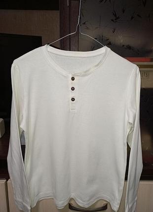 Лонгслив белый в идеальном состоянии