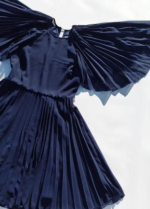 Очаровательное тёмно синее платье с крыльями asos2 фото