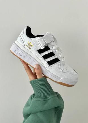 Кожаные кроссовки adidas forum white black premium