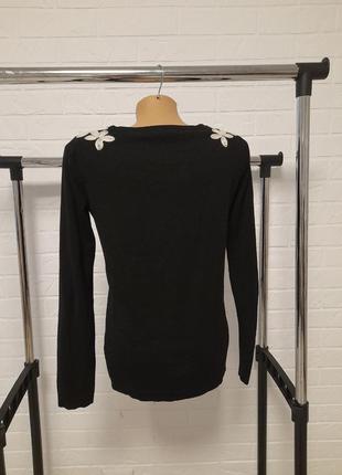 Джемпер черный, свитерок, с вышивкой нитями5 фото
