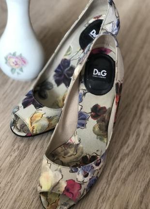 Dolce&gabbana  летник оригинал2 фото