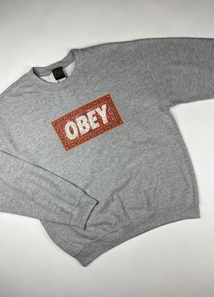 Obey світшот з начосом