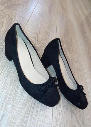 Туфлы замшевые в черном цвете10 фото