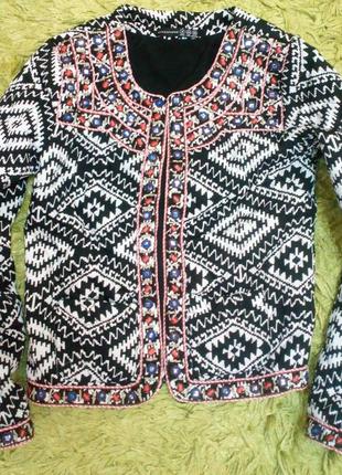 Фірмовий модний пиджак куртка накидка бренд размер 32 34