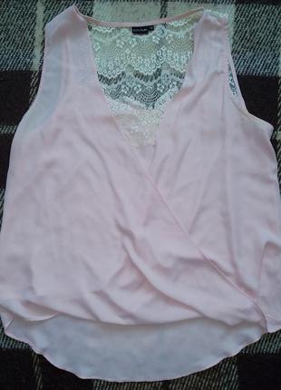 Нежная красивая блуза