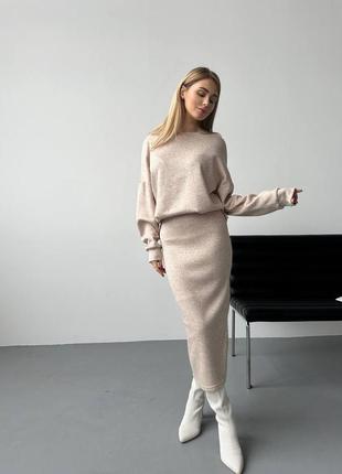 Костюм(кофтинка-туніка вільного крою + спідниця)