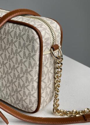 Жіноча сумка преміум якості у брендовому стилі4 фото