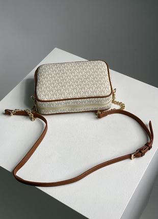 Жіноча сумка преміум якості у брендовому стилі3 фото