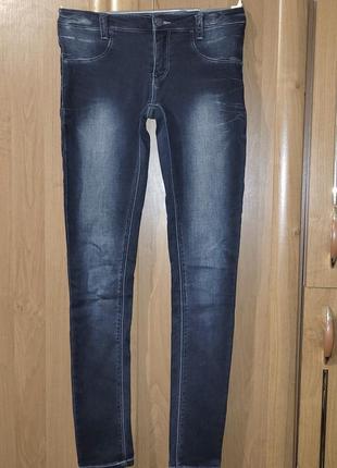 Гарні стрейчеві джинси для підлітка levi strauss &co