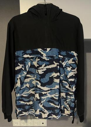 Ветровка Adidas р.s original пуховик